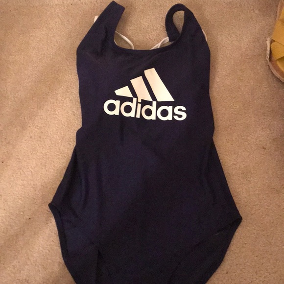 Host pick 🌸 Adidas NWT bathing suit